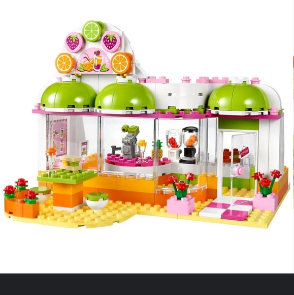 Lego Friends Heartlake Juice Bar #41035 - Picture 2 of 12